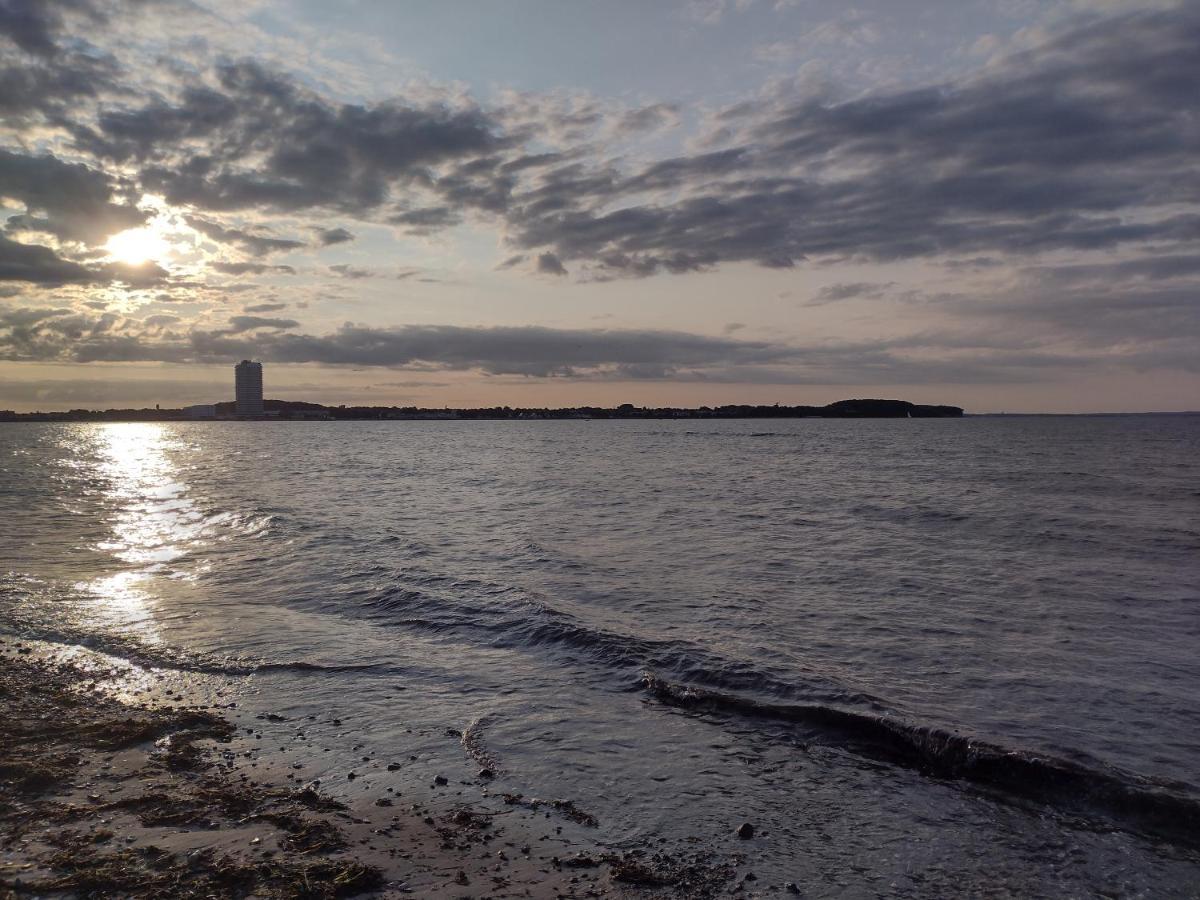 Nahe Der Ostsee Bei Luebeck * Lauen